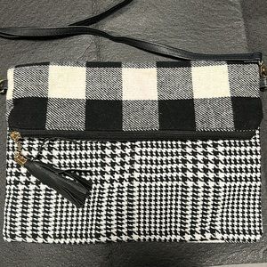 Black and white Handbag, crossbody, wristlet